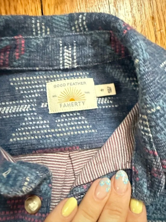 Faherty Kids Blue Button-Down Shirt - Size 4 - Picture 2 of 2